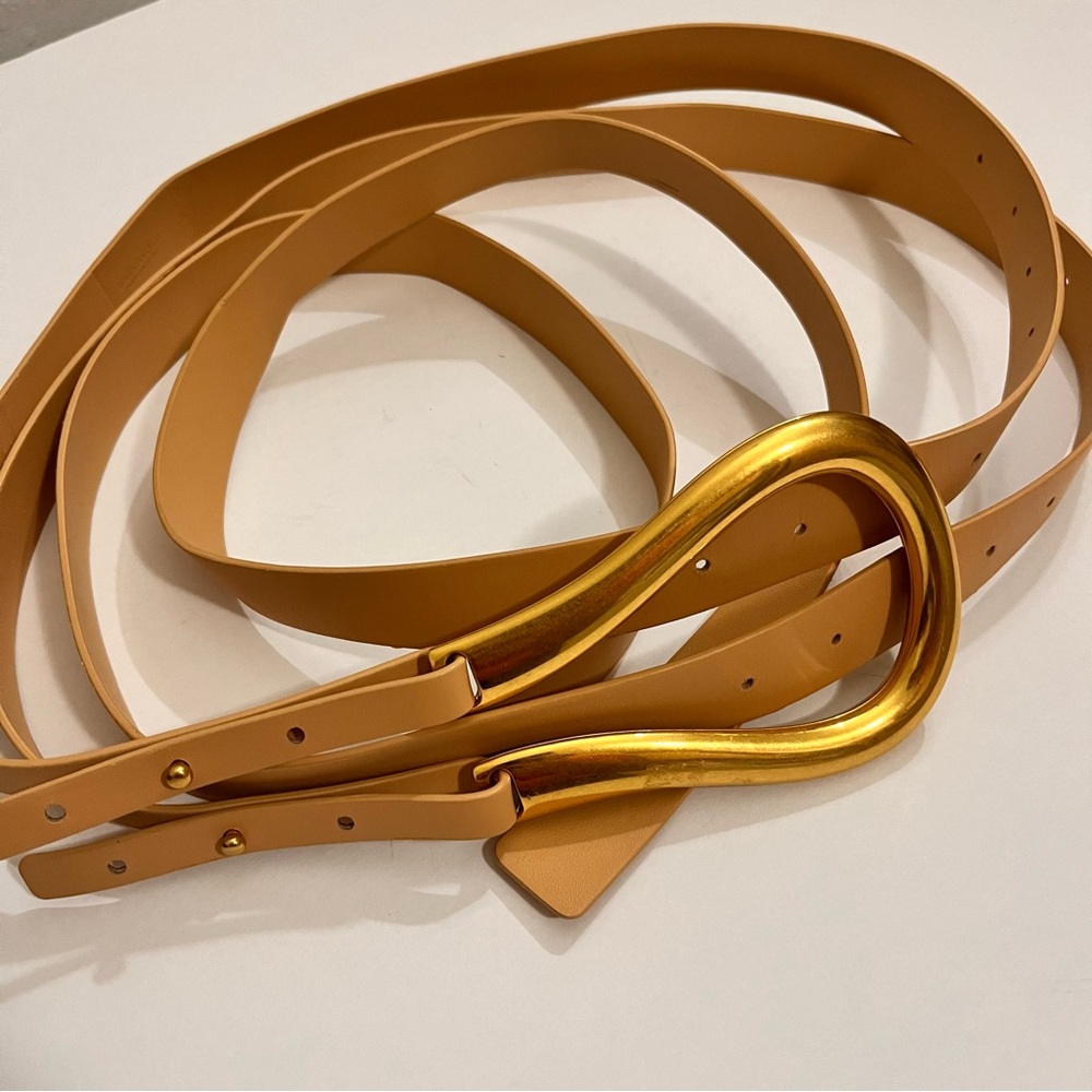 Bv Horseshoe Double Strap Belt View 2